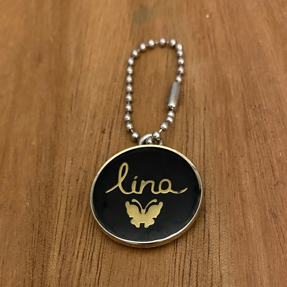 Keychain With The Name LINA black silver in great condition - Picture 1 of 3